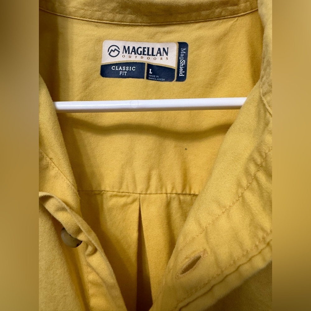 Magellan Short Sleeve Button Up Shirt - Size Large - Picture 3 of 6